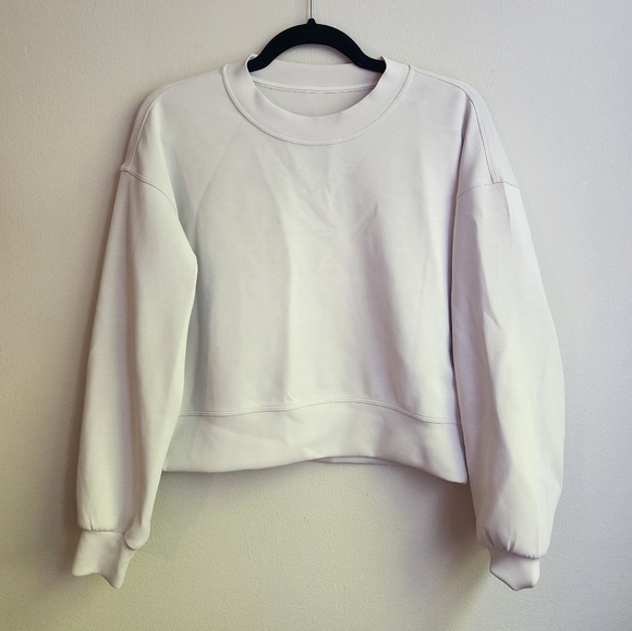 Lululemon Perfectly Oversized Cropped Crew *Softstreme Size 2 - Picture 1 of 4
